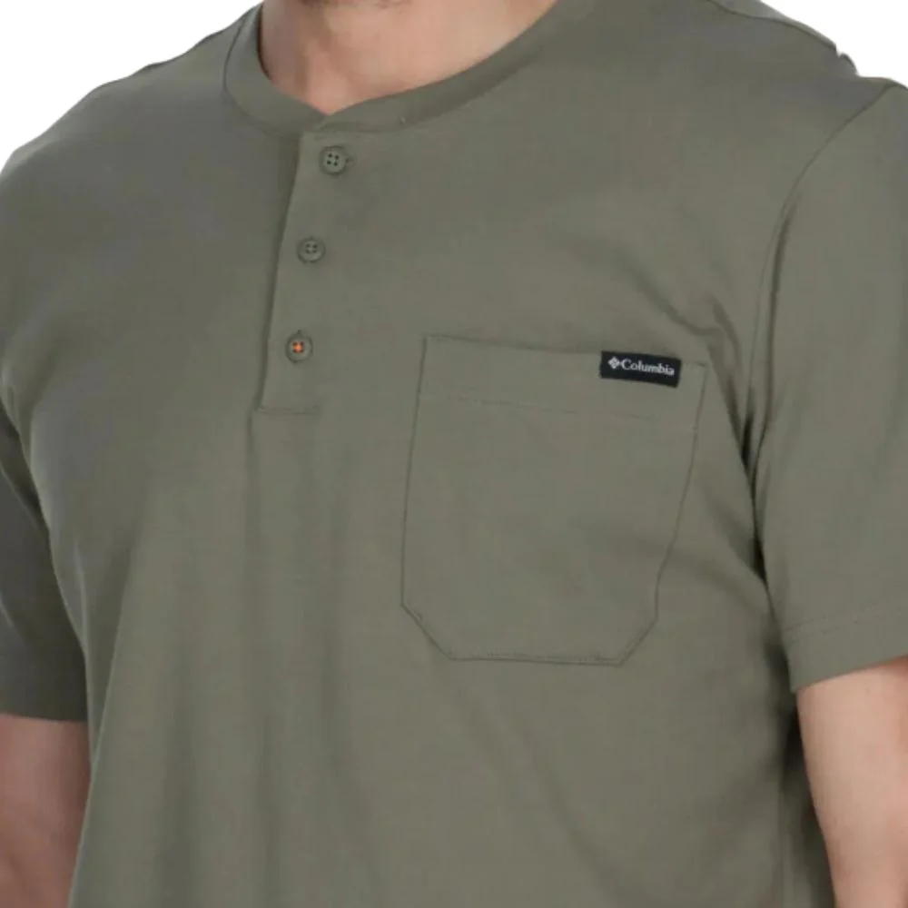 Columbia Franela Landroamer Short Sleeve Henley para Caballeros - Image 3