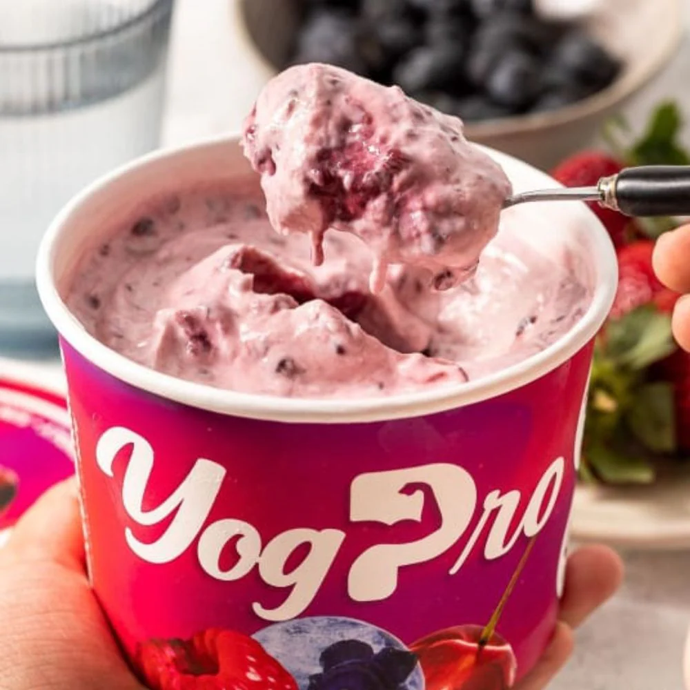 Yogurt Griego Yog Pro Mixed de Berries 150gr - Image 2