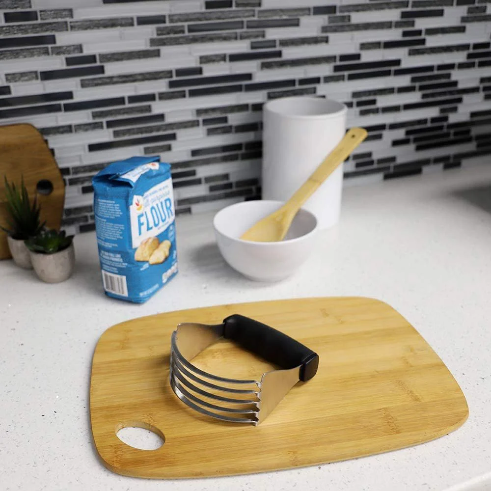 Dough Blender & Pastry Cutter Home Basics - Image 2