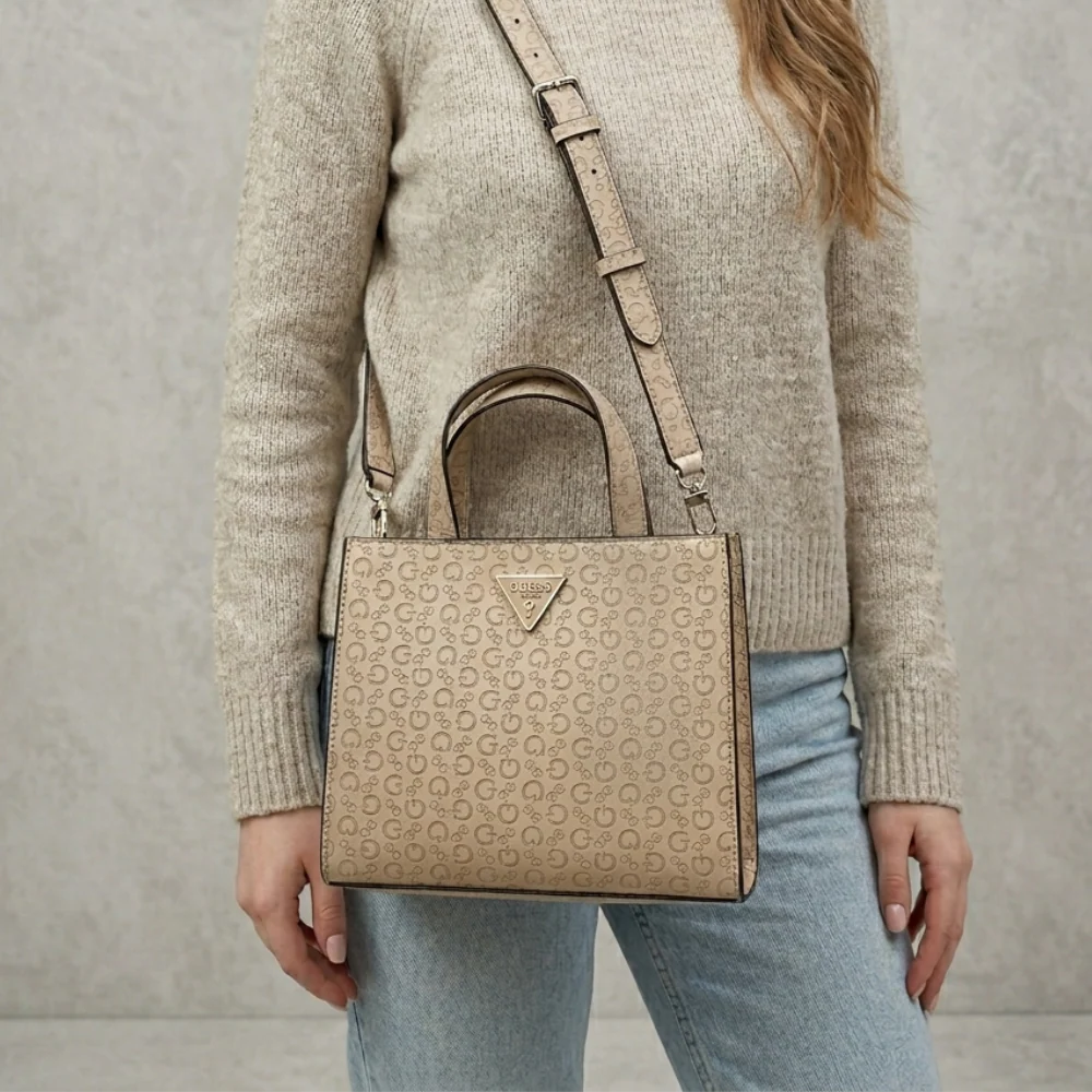 Guess Cartera Jillian Mini Latte