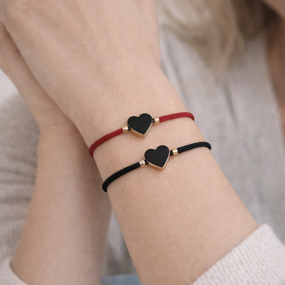H&Co Duo De Pulseras Para Damas Con Dijes De Corazón Color Red & Black