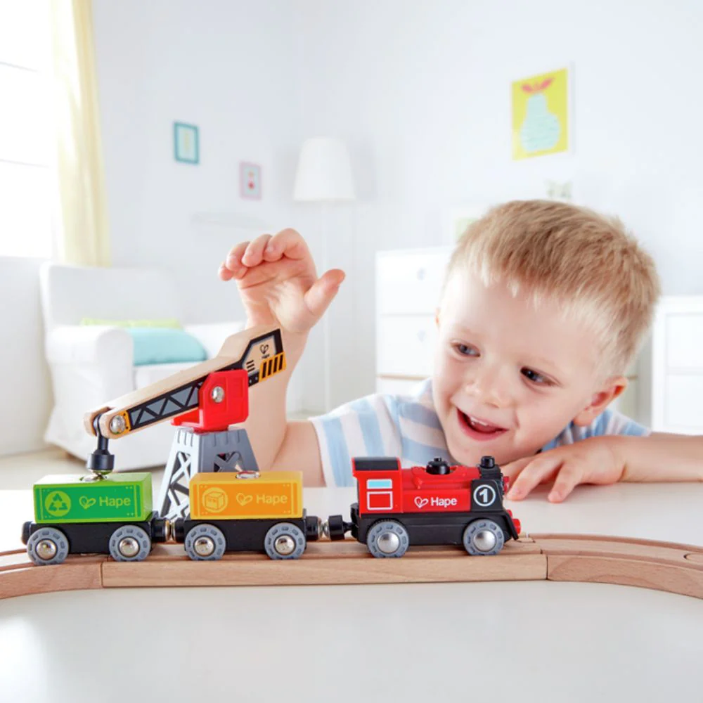 Hape Cargo Delivery Loop Train 3+ - Image 4