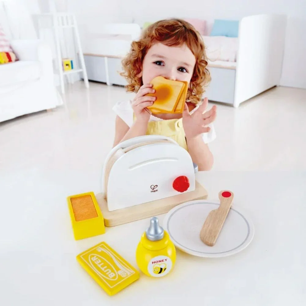 Hape Pup-up Toaster Set - Image 4