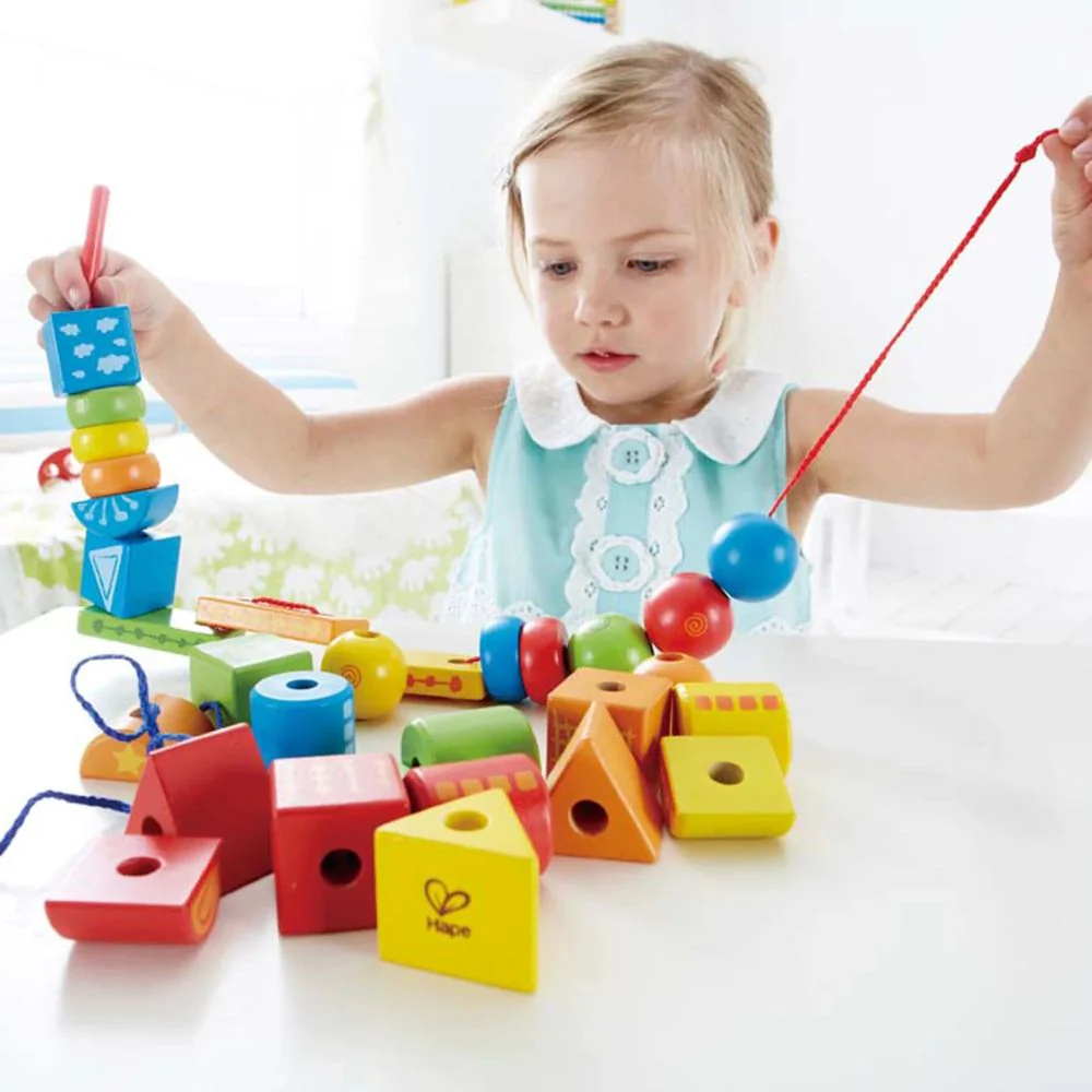 Hape String-Along Shapes 32 piezas 3+ - Image 3