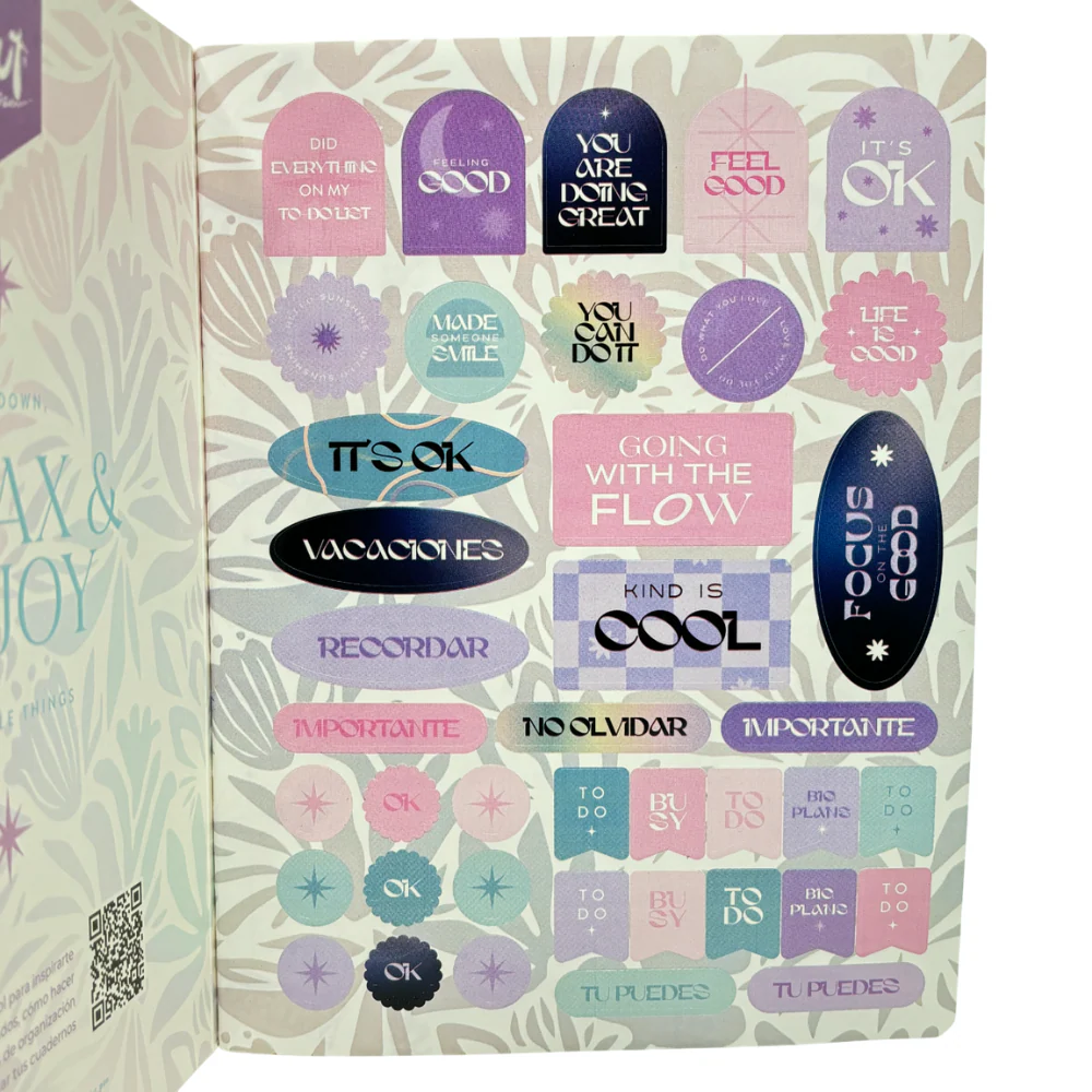 Kiut Cuaderno Cuadriculada 100 Hojas Con Sitckers Diseños Surtidos - Image 3