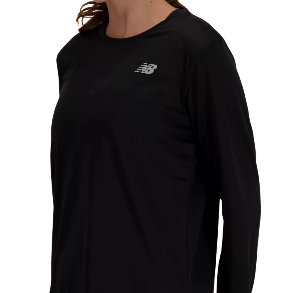 New Balance Manga Larga Sport Essentials Camiseta Para Dama - Image 4