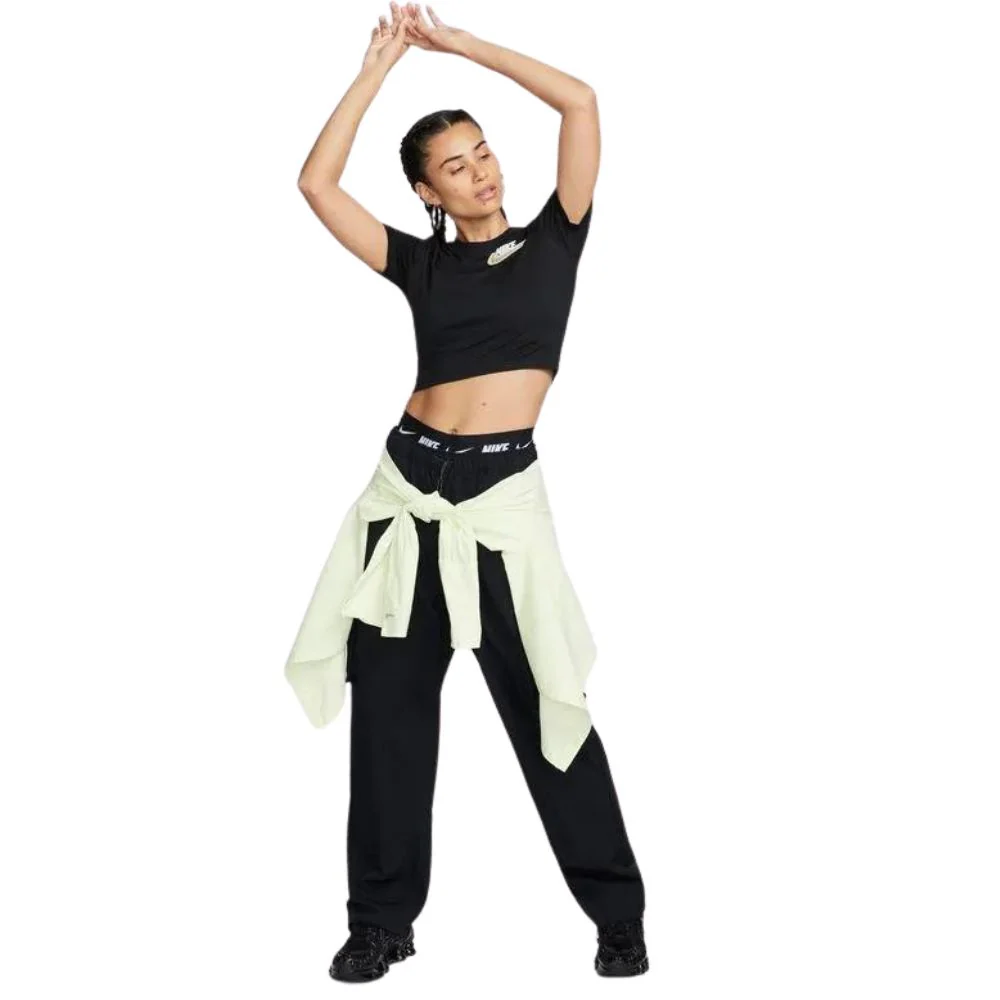 Nike Crop Slim Tee Dance Manga Corta para Damas - Image 5