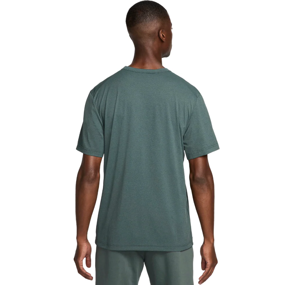 Nike Franela Dry Fit UV Hyverse Para Caballero - Image 4