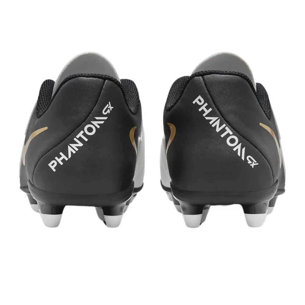 Nike Jr. Phantom Club Zapatos de Futbol para Niños - Image 2