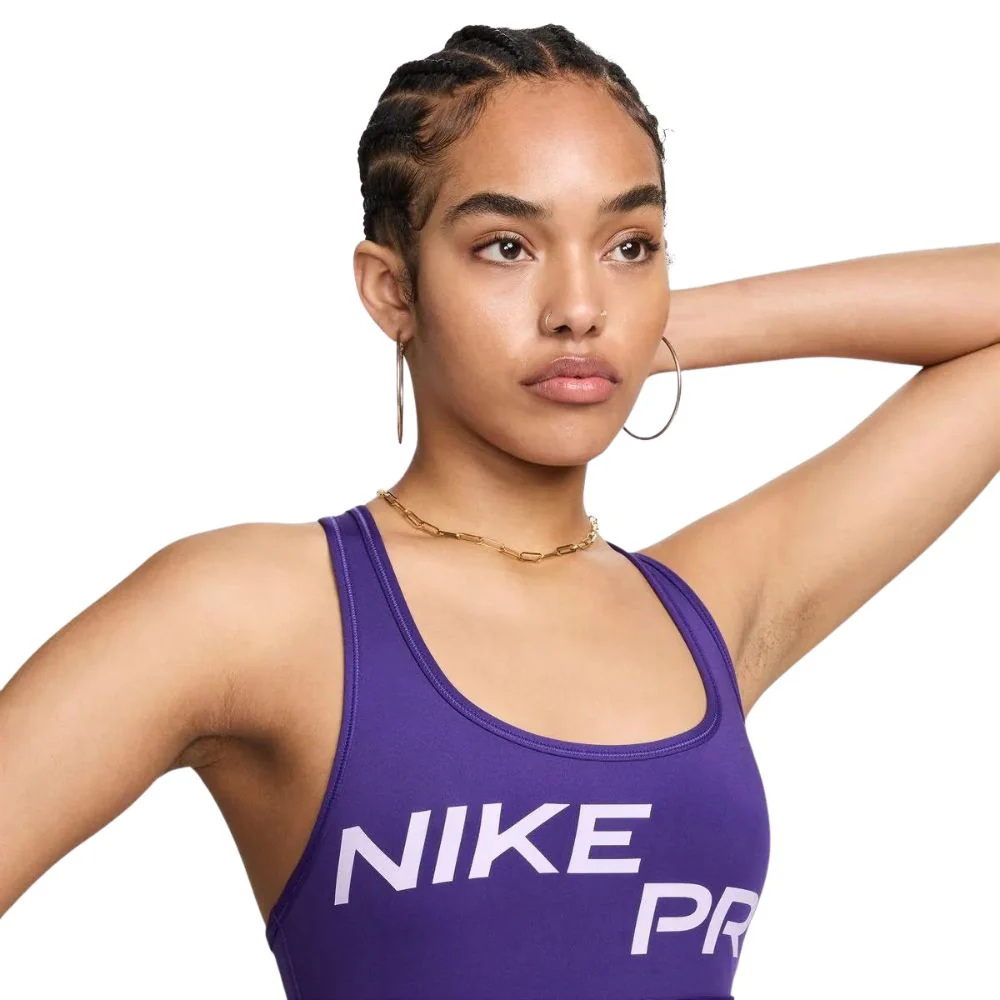Nike Swoosh Light Support Sosten Deportivo para Dama - Image 2