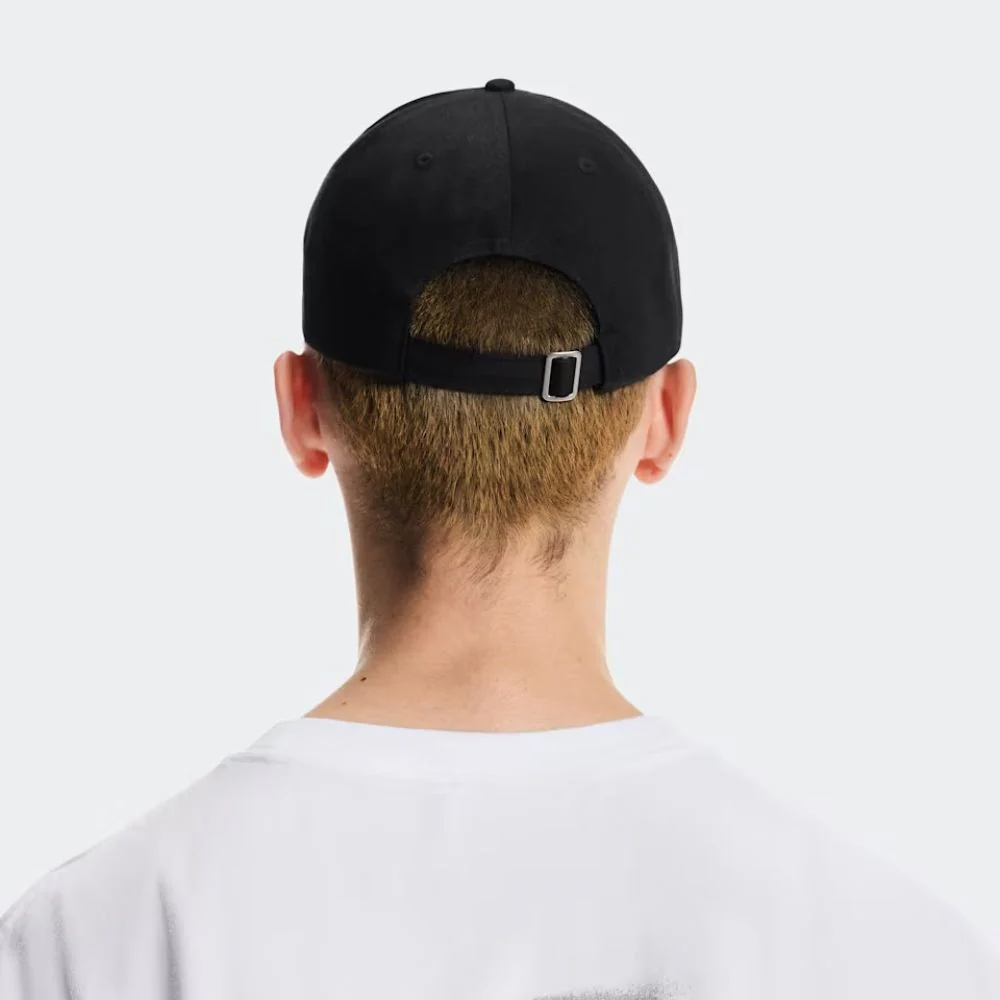 On Gorra All Day Cap Unisex Color Black Talla U - Image 4