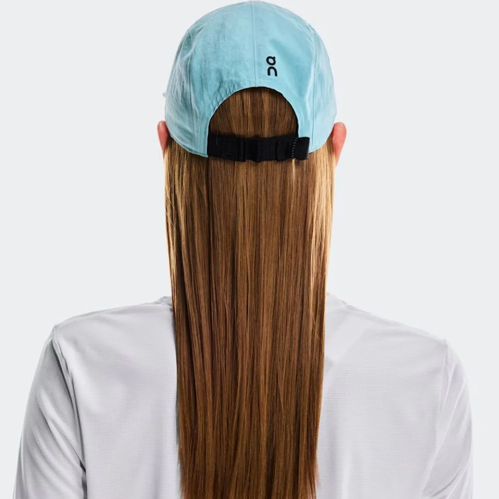 On Gorra Performance Cap Unisex Color Wash Talla U - Image 4