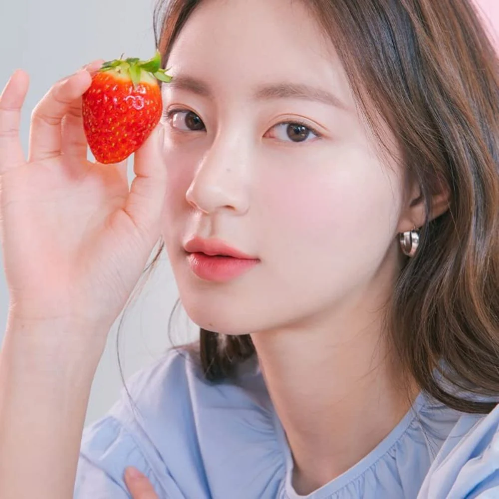 Romand Blush Better Than Cheek W02 Strawberry Milk 4g - Image 2