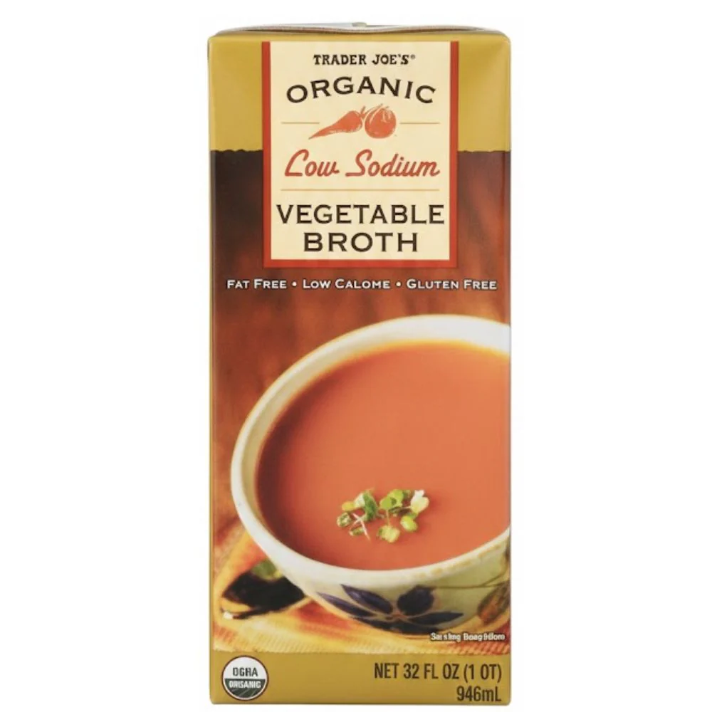 Trader Joe´s Organic Caldo de Vegetales Low Sodium Vegetable Broth 946 ml - Image 3
