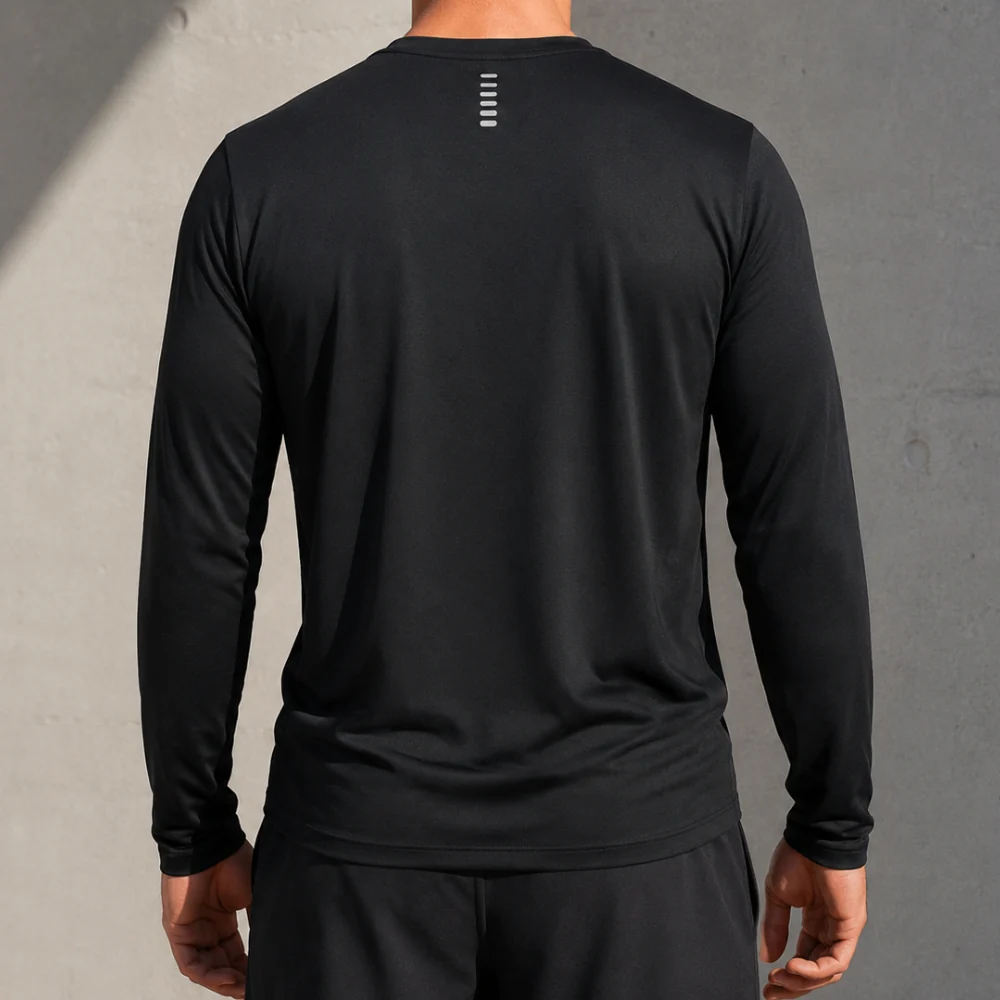 Under Armour Camiseta Running Reflectiva Para Caballeros Color Black - Image 2