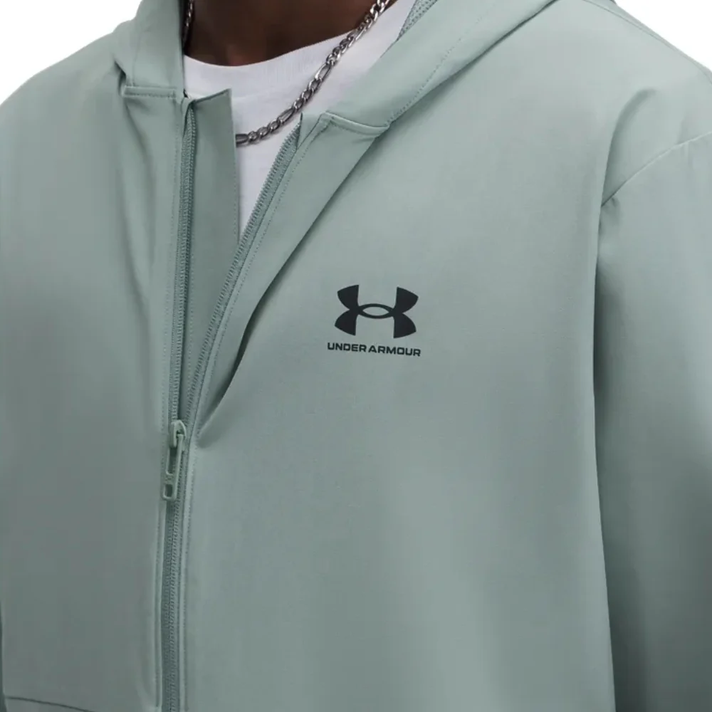 Under Armour Chaqueta Rompevientos Para Caballeros Color Silica Green - Image 3