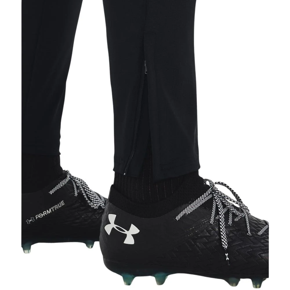 Under Armour Mono de Entrenamiento Challenger Para Caballero - Image 4
